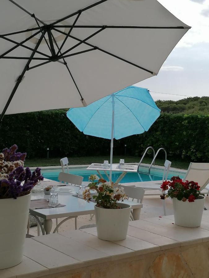 B&B Villa Cinzia Torre Santa Sabina Bagian luar foto