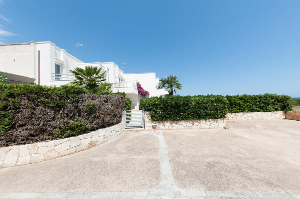 B&B Villa Cinzia Torre Santa Sabina Bagian luar foto